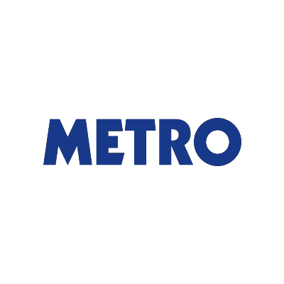 Metro – Meghan Markle sparkle with fake freckle tattoos