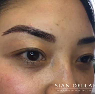 Get extra beautiful brows with microblading